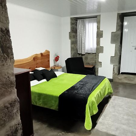 Basaltic Guest House Achadinha Esterno foto