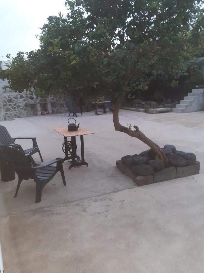 Basaltic Guest House Achadinha Esterno foto
